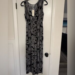 Elegant Black and Gray Paisley Jumpsuit